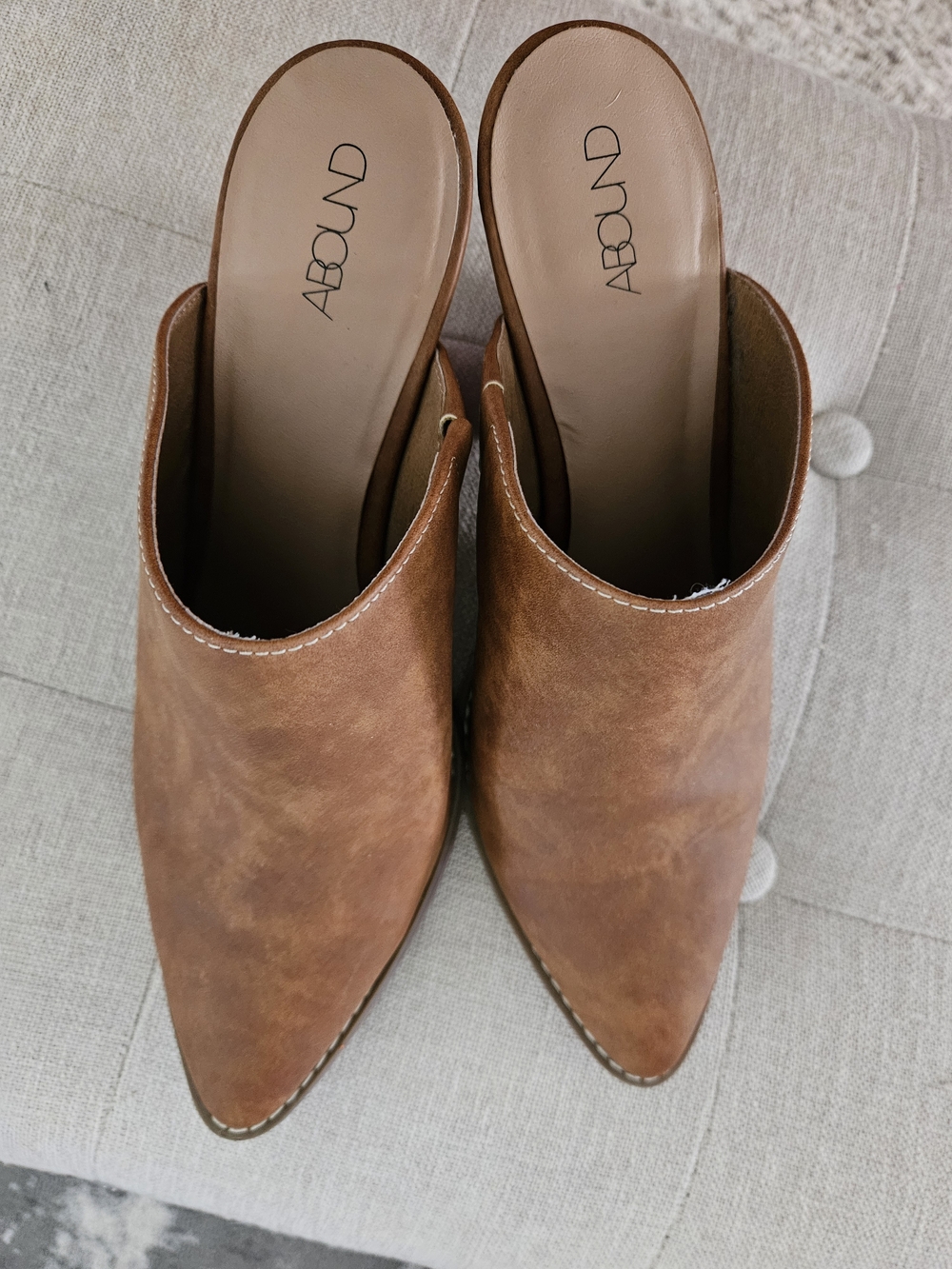 Abound Tan Suede Pointed-Toe Block Heel Mules - Picture 5 of 7